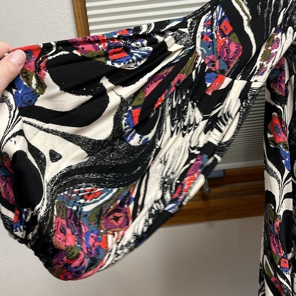 Free People Black Drift Away Cold-Shoulder Long Sleeve Tunic Top Size XS - Picture 10 of 16